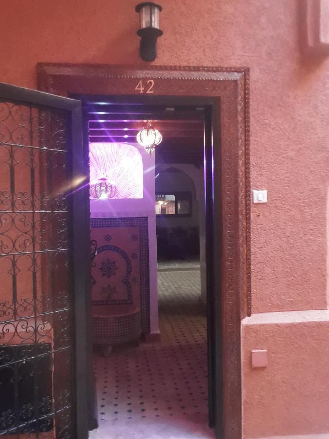 Un Riad Pour Se Divertir En Famille & Se Detendre Marrakesh Bagian luar foto