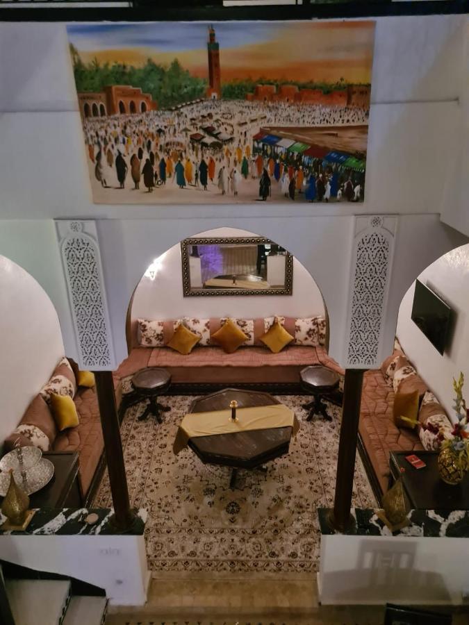 Un Riad Pour Se Divertir En Famille & Se Detendre Marrakesh Bagian luar foto